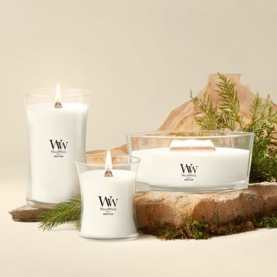 6. Large Candle WHITE TEAK WOODWICK
