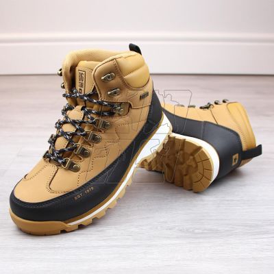 3. Big Star W INT1932A camel insulated sports shoes