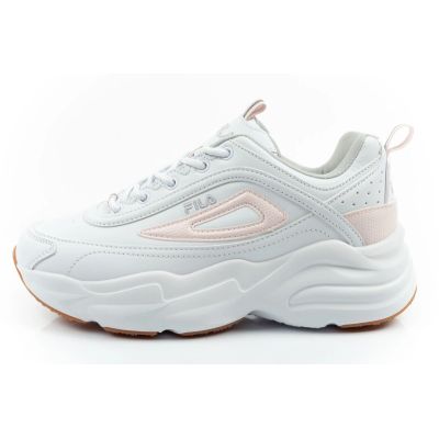 2. Fila women's sports shoes Skye ZP sneakers fashionable comfortable lightweight white