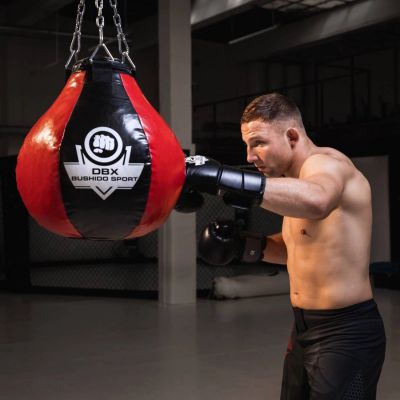 3. 15 kg - SK15 Boxing Pear - Black - Red