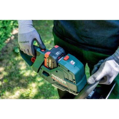 8. Metabo HS 18 LTX BL 75 Single Blade 4.4 kg