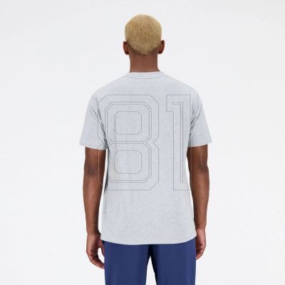 8. New Balance Essentials Reimagined Cott M MT31542AG t-shirt