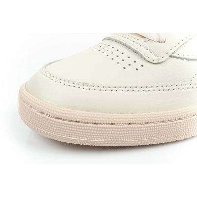 26. Reebok Club Vintage M DV6434 shoes