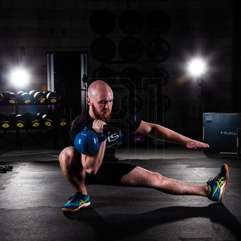 28. Kettlebell cast iron Blue HMS KNV04