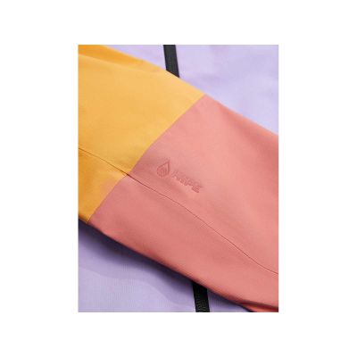 3. Peak Performance W Trail Hipe Shell Jacket Pink