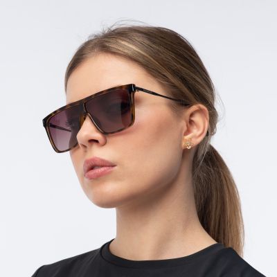 8. ADEZE glasses