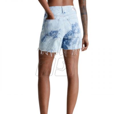 3. Calvin Klein Jeans Regular W Shorts J20J220857