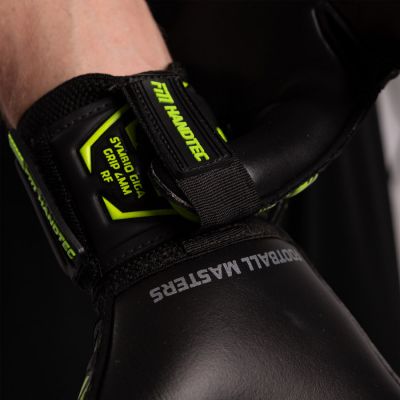 3. FM Invictus X S953293 Goalkeeper Gloves