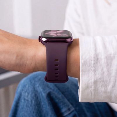 6. Tech-Protect Silicone strap for Apple Watch 40 / 41 / 42 mm - dark cherry