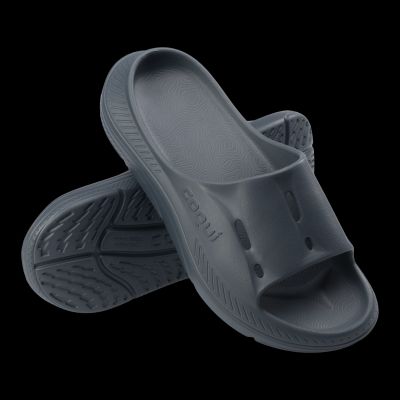 4. Men's KOBE Flip-Flops