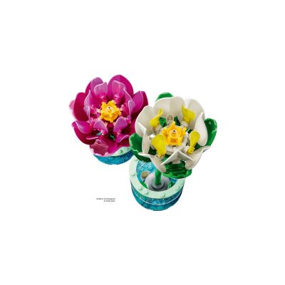 4. LEGO Botanical Collection 11511 - Water Lilies