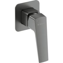 Concealed shower tap without shower diverter
