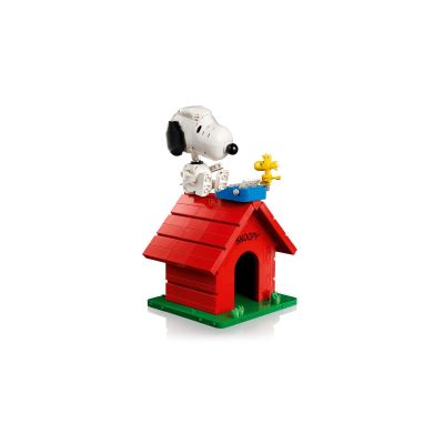 17. LEGO Ideas 21368 - Peanuts: Snoopy's Bud