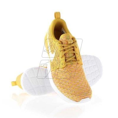 7. Nike Rosherun Flyknit W 704927-700 shoes