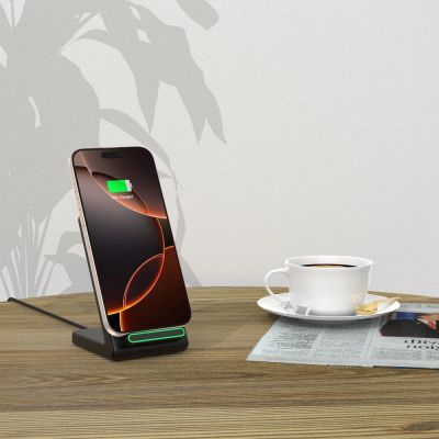9. Tech-Protect QI15W-A40 Wireless Charger - Black
