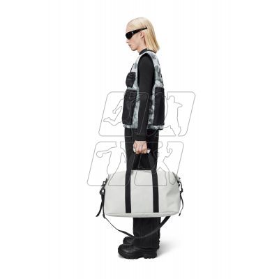 7. Rains travel bag 14200 45