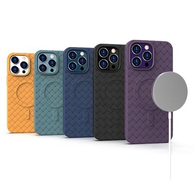 6. MagSafe Woven Case for iPhone 15 - navy blue