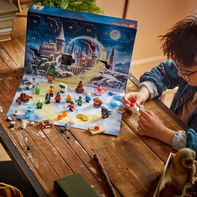 2. LEGO HARRY POTTER 76456 Advent Calendar 2025