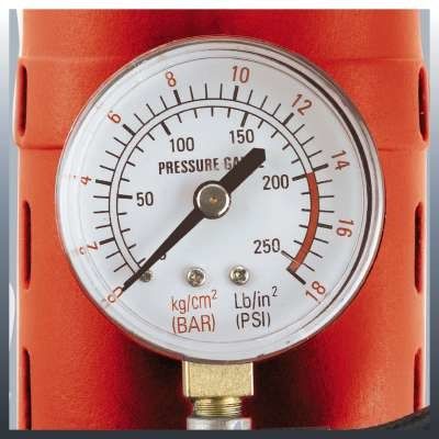 6. Einhell CC-AC 35/10 12V compressor 35 l/min Cigarette lighter