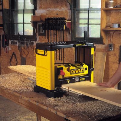 3. DeWalt DW733-QS Thickness Planer
