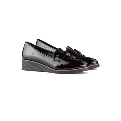 4. Women's patent leather wedge shoes, black 24-58266B