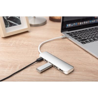 9. Digitus 4-port USB Type-C™ (USB 3.0) hub + PD