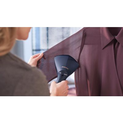 29. PHILIPS GC 810/20 Garment Steamer