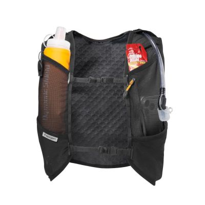 3. Spigen A721 Dynamic Shield L-XL Running Vest with 500 ml Soft Flask - Black