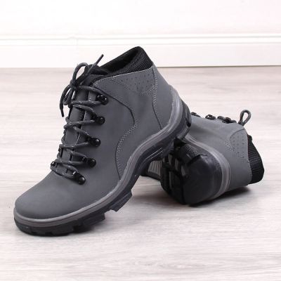 4. Kornecki Jr KOR6717D high insulated trekking boots