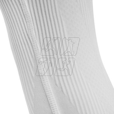 7. Adidas L/XL ADSL-13025WH compression sleeves