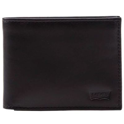 2. Levi's Casual Classics Wallet 233297-4-59