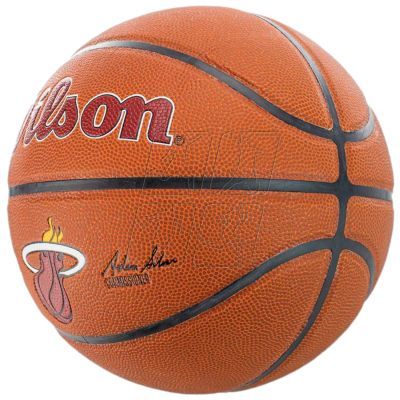 3. Wilson Team Alliance Miami Heat Ball WTB3100XBMIA