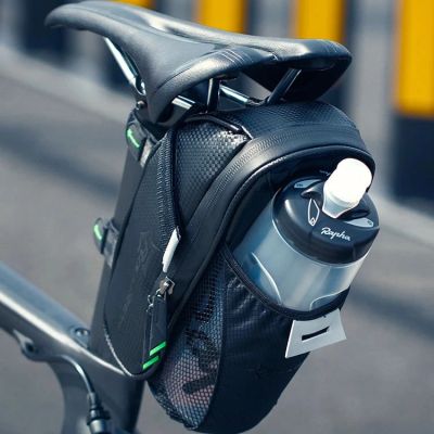 9. Rockbros C7-1 waterproof bicycle bag with saddle mounting 1.5l - black