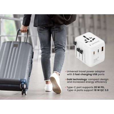 8. GEMBIRD UNIVERSAL TRAVEL ADAPTER 20W, WHITE