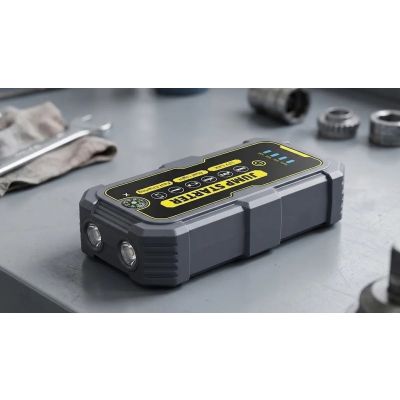 8. Extralink MaxJump 1 Power-Booster & Powerbank