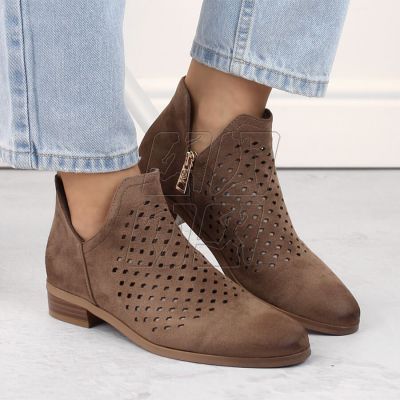 4. Suede ankle boots with a cutout Vinceza W JAN283A brown