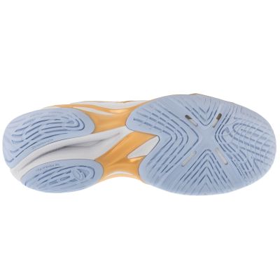 4. ASICS Netburner Ballistic FF 3 1052A083-102 White 37