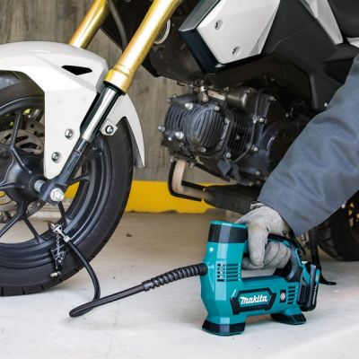 5. Mini cordless compressor 12V MP100DZ MAKITA
