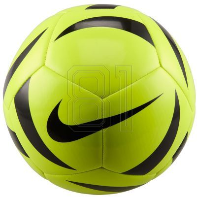 2. Nike Pitch Train HV6341-702 Ball