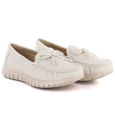 4. Women's cream moccasin shoes Sergio Leone MK093