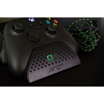 11. Venom VS2881 Game Console Part/Accessory Docking Station