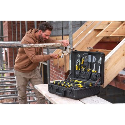 6. Stanley STMT98109-1 set of wrenches and tools 142 pcs.