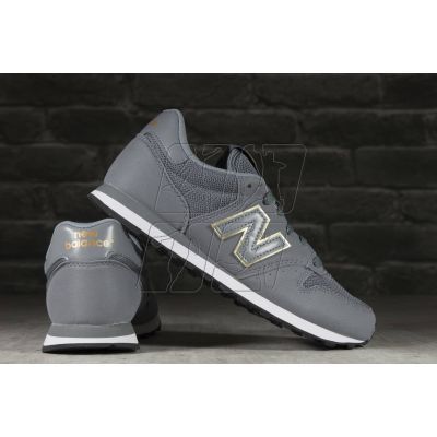 15. New Balance sneakers M GW500GKG