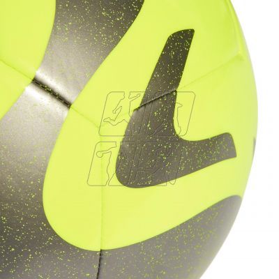 4. Football adidas Oceanz Club Ball HZ6932