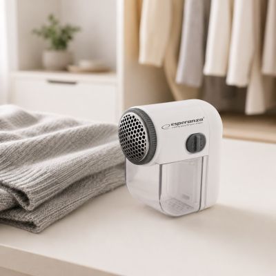 4. Esperanza CUDDLY ECS003E Clothes Shaver
