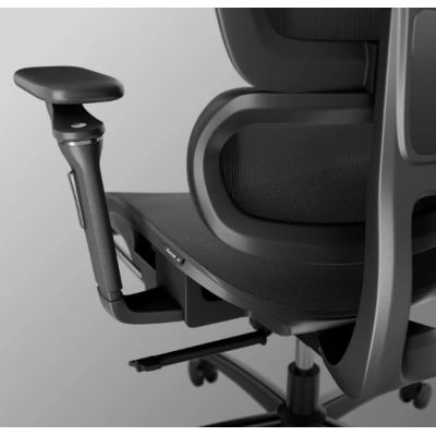 14. Huzaro Combat 7.9 Black Gaming Chair