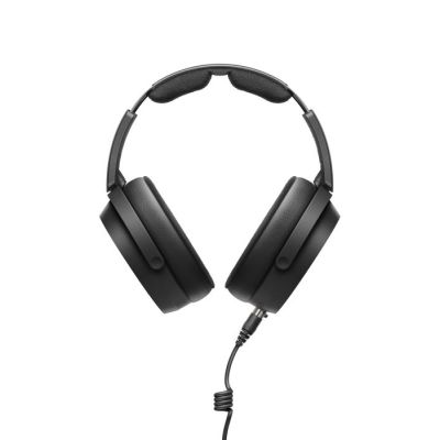 3. Sennheiser HD 480 PRO – Closed-back studio headphones