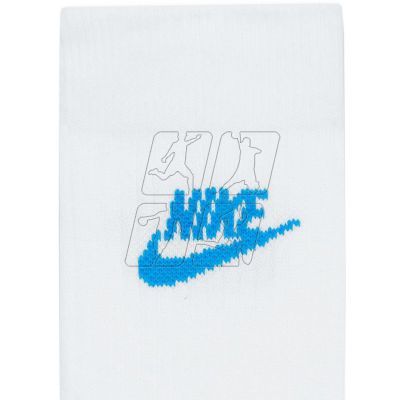 3. Nike NK Nsw Everyday Essential CR DX5025 911 socks