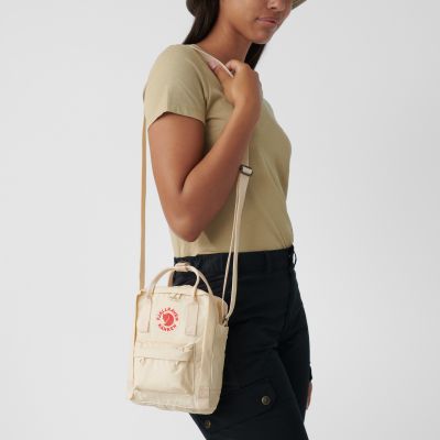 7. Fjällräven Kånken Sling Clay F23797-221