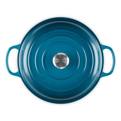 4. Le Creuset 21180306422430 cast iron pot, 30 cm green